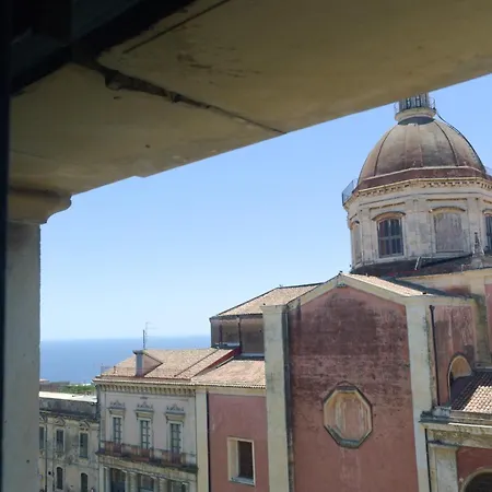 Panzió Allure Palace